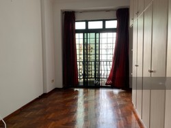 Ampas Apartment (D12), Apartment #219365021